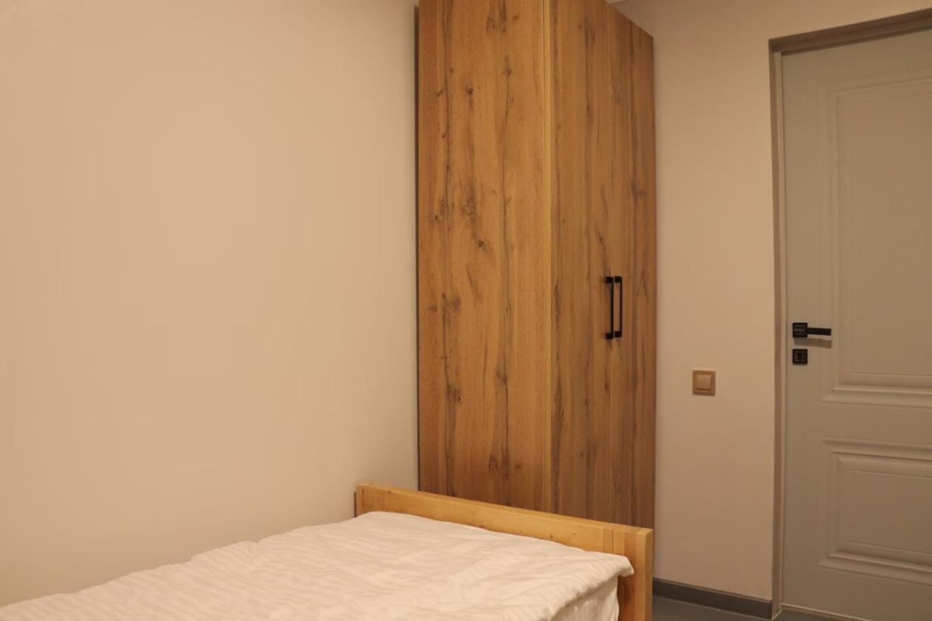 Salamat Hotel ビシュケク エクステリア 写真