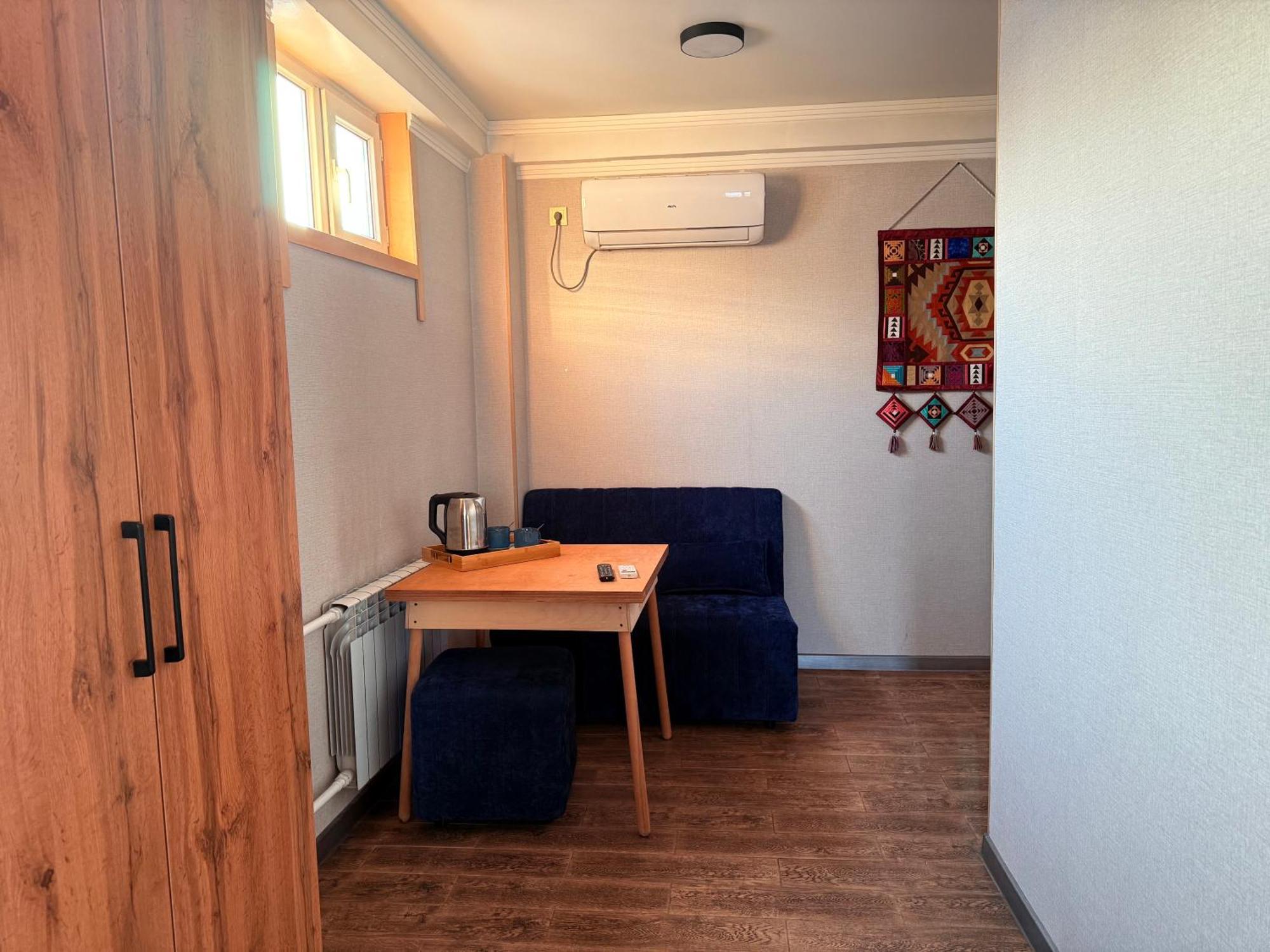 Salamat Hotel ビシュケク エクステリア 写真